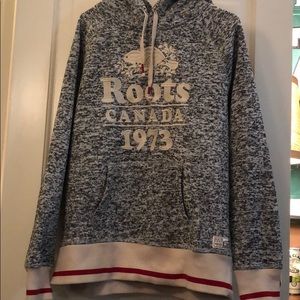 roots sweatshirt